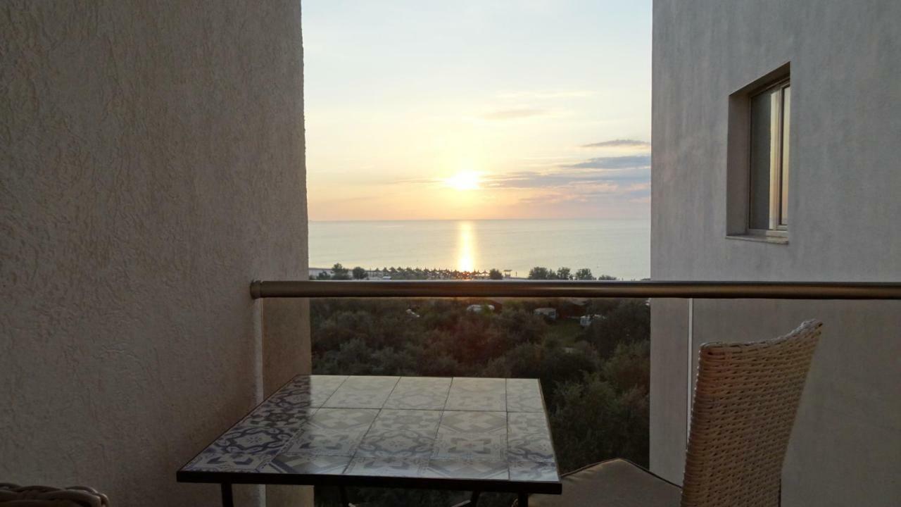 Azzurre Residence Mamaia Exterior photo
